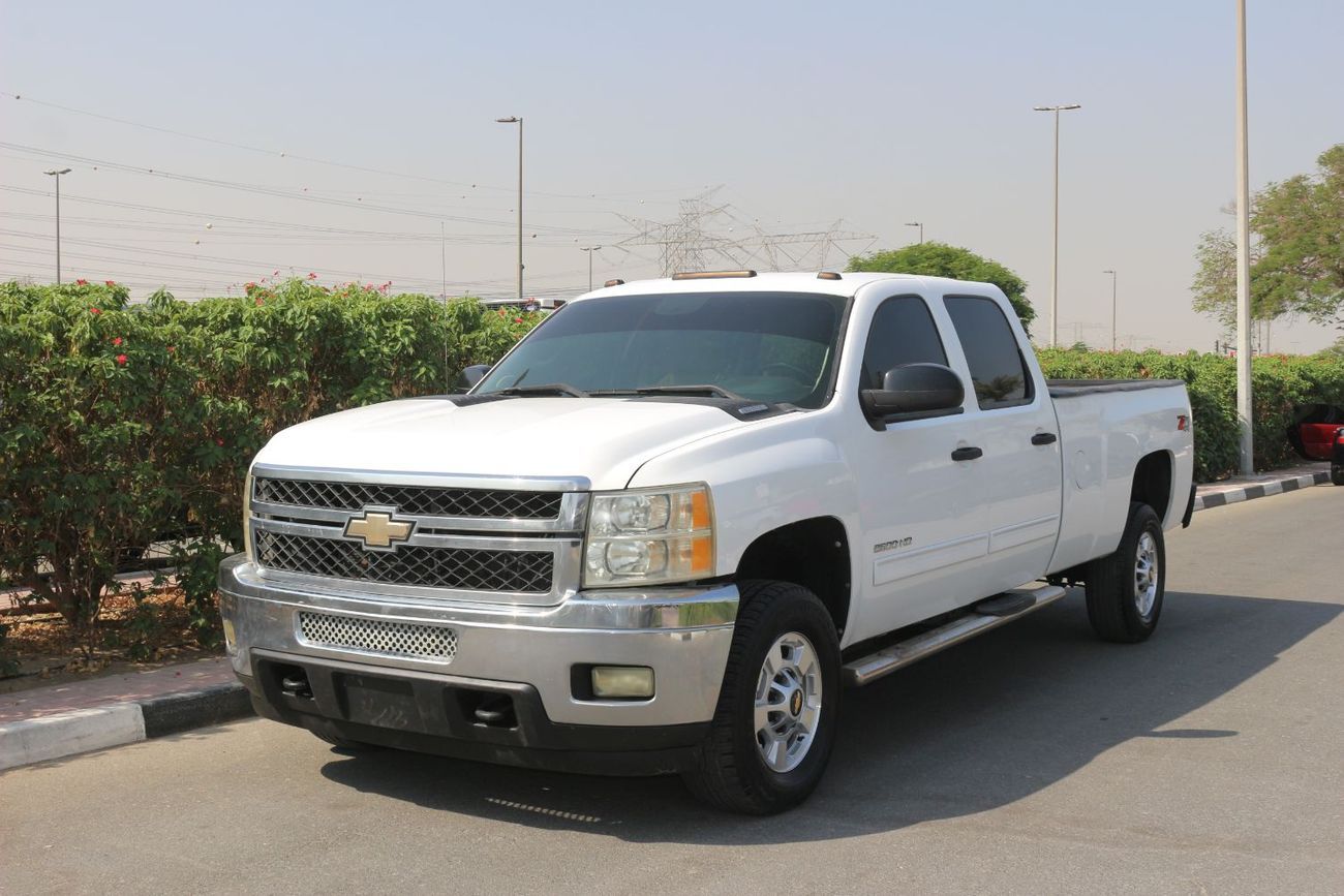 شيفروليه سيلفارادو شيفرليه سلفرادوا 2500 اتش دي دبل كابين فورويل خليجي 2011