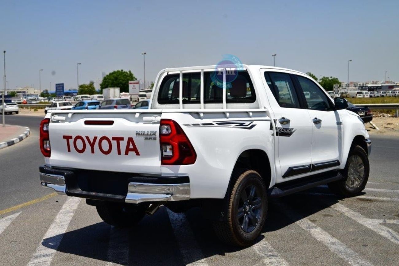 Toyota Hilux Double Cab SR5 2.7L Petrol 4WD 5 Seater Manual