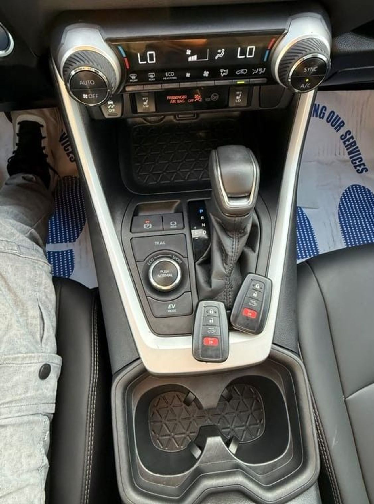 Toyota RAV4 XLE 2.5L