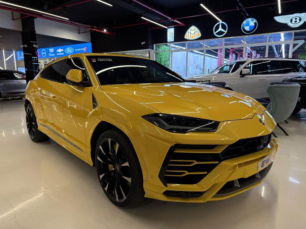 لامبورغيني اوروس STD 4.0T V8