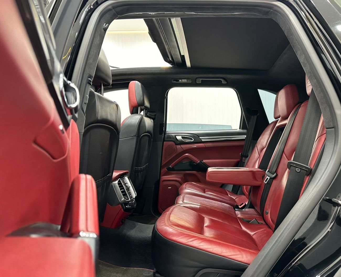 Porsche Cayenne 2016 Porsche Cayenne GTS Black Edition, AAA Warranty, Full Service History, GCC