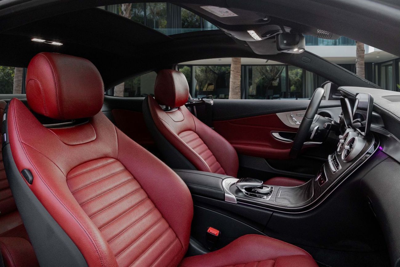 مرسيدس بنز C 200 Coupe | 2,438 P.M | 0% Downpayment | C300 AMG | Heads Up Display!