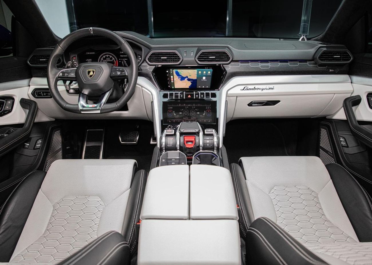 لامبورغيني اوروس STD 4.0T V8