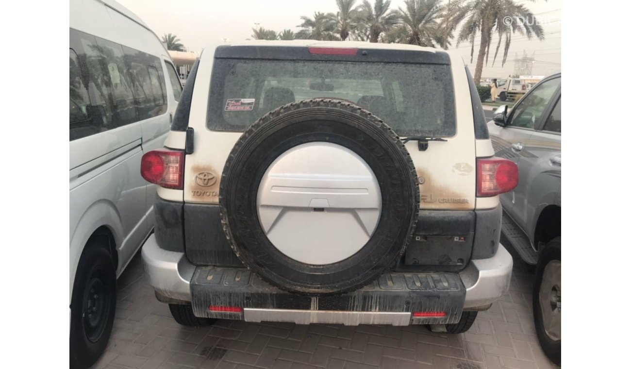 Toyota FJ Cruiser فول ابشن