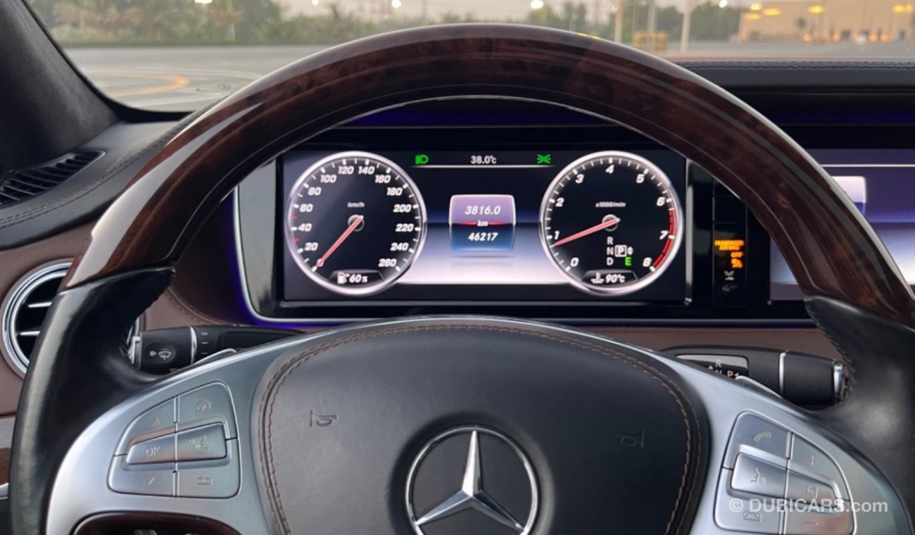 مرسيدس بنز S 550