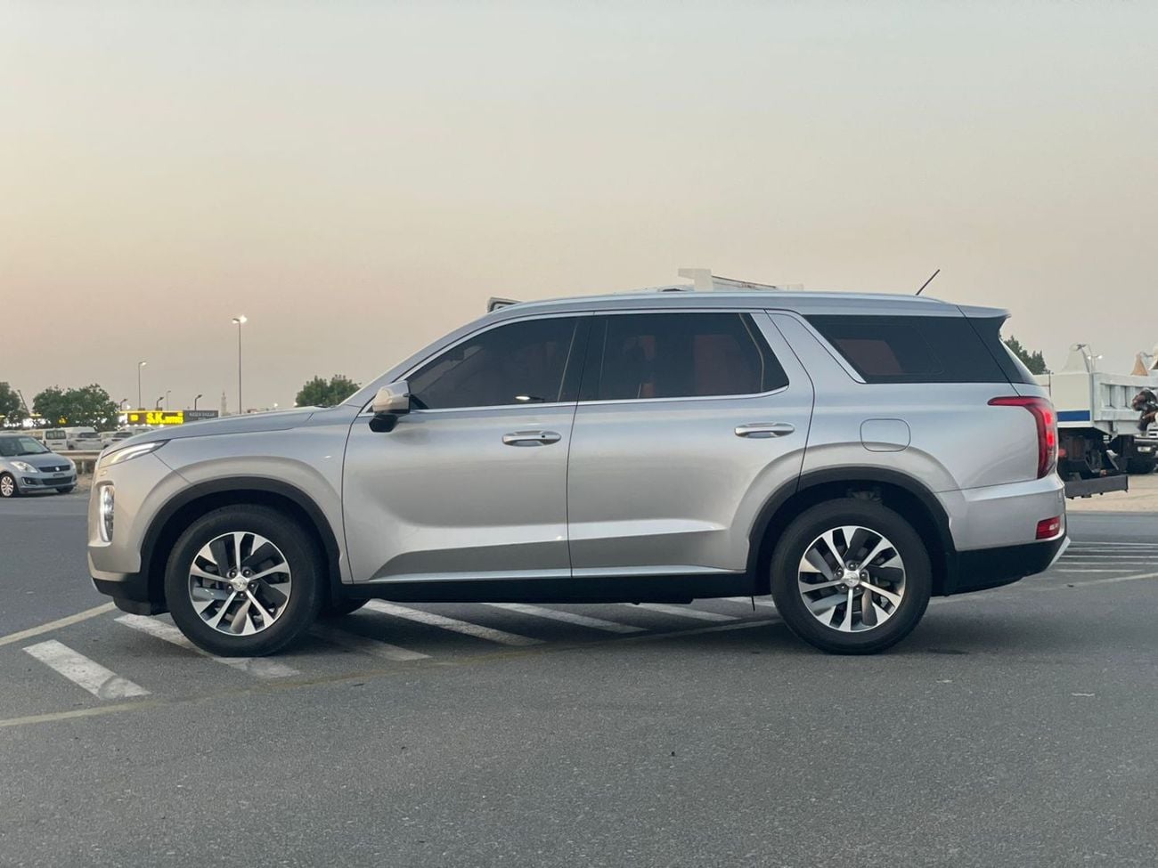 هيونداي باليساد 2022 Hyundai Palisade SEL premium GCC Specs Original Paint 3.5L V6 AWD 4x4 - Multi Drive Mode - 7 Se