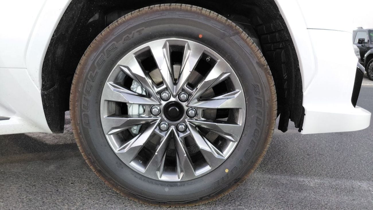 Toyota Land Cruiser VXR 3.5L