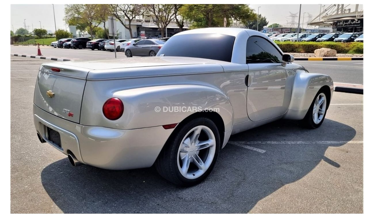Chevrolet SSR CHEVROLET SSR 2004 5.3L IN BEAUTIFUL CONDITION FOR 85K AED