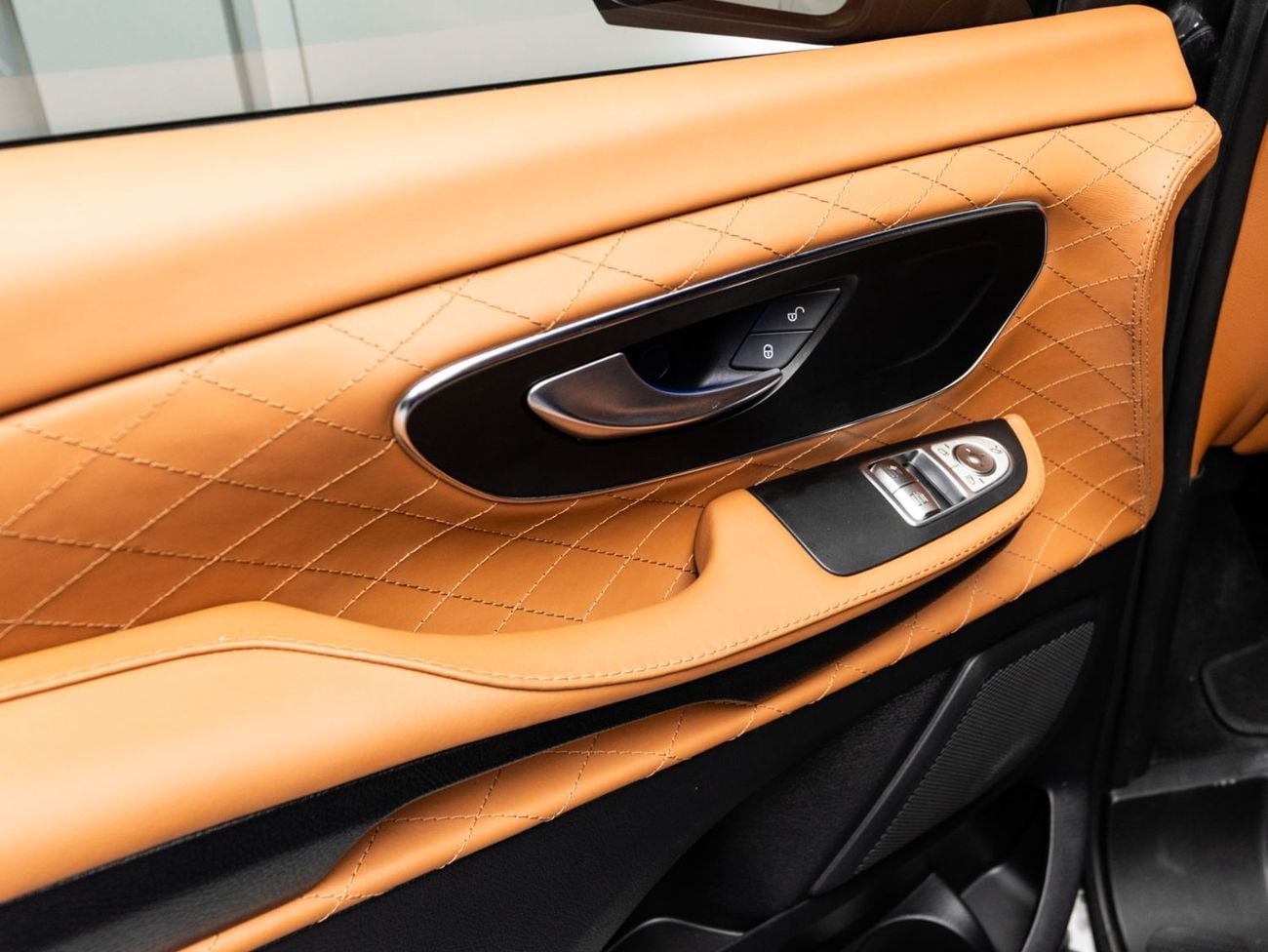 Mercedes-Benz V 300 SUMMER STARTS NOW | EXCLUSIVE DEAL BY BLACKLINE, 2025 Mercedes V300 By Scuderia Motor Design