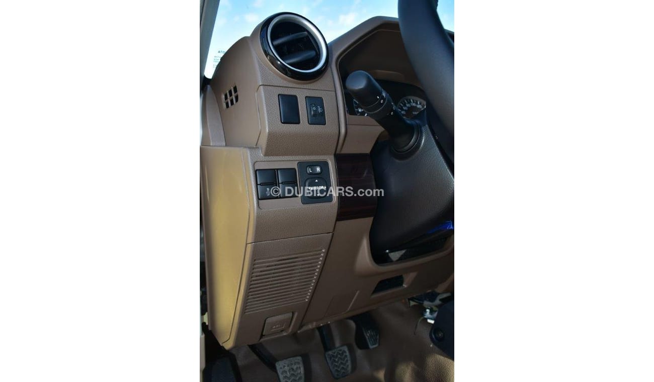 Toyota Land Cruiser Pick Up 79 LX