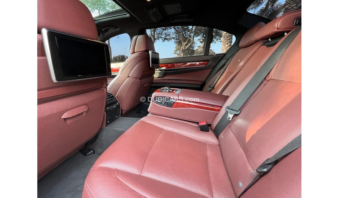 BMW B7 BMW 750I ALPINA B7 2014 GCC FULL OPTIONS ORGINAL PAINT SPESIAL EDDTION