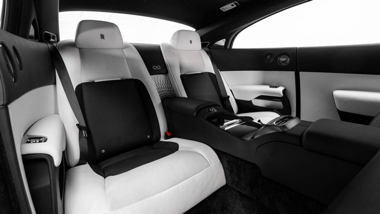 رولز رويس واريث Black Badge The Mehran Collection - 2019 - GCC Specs