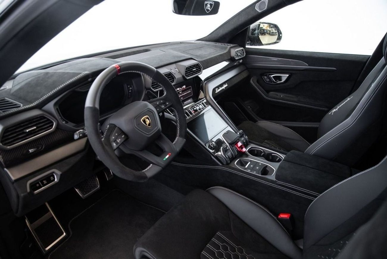 Lamborghini Urus PERFORMANTE