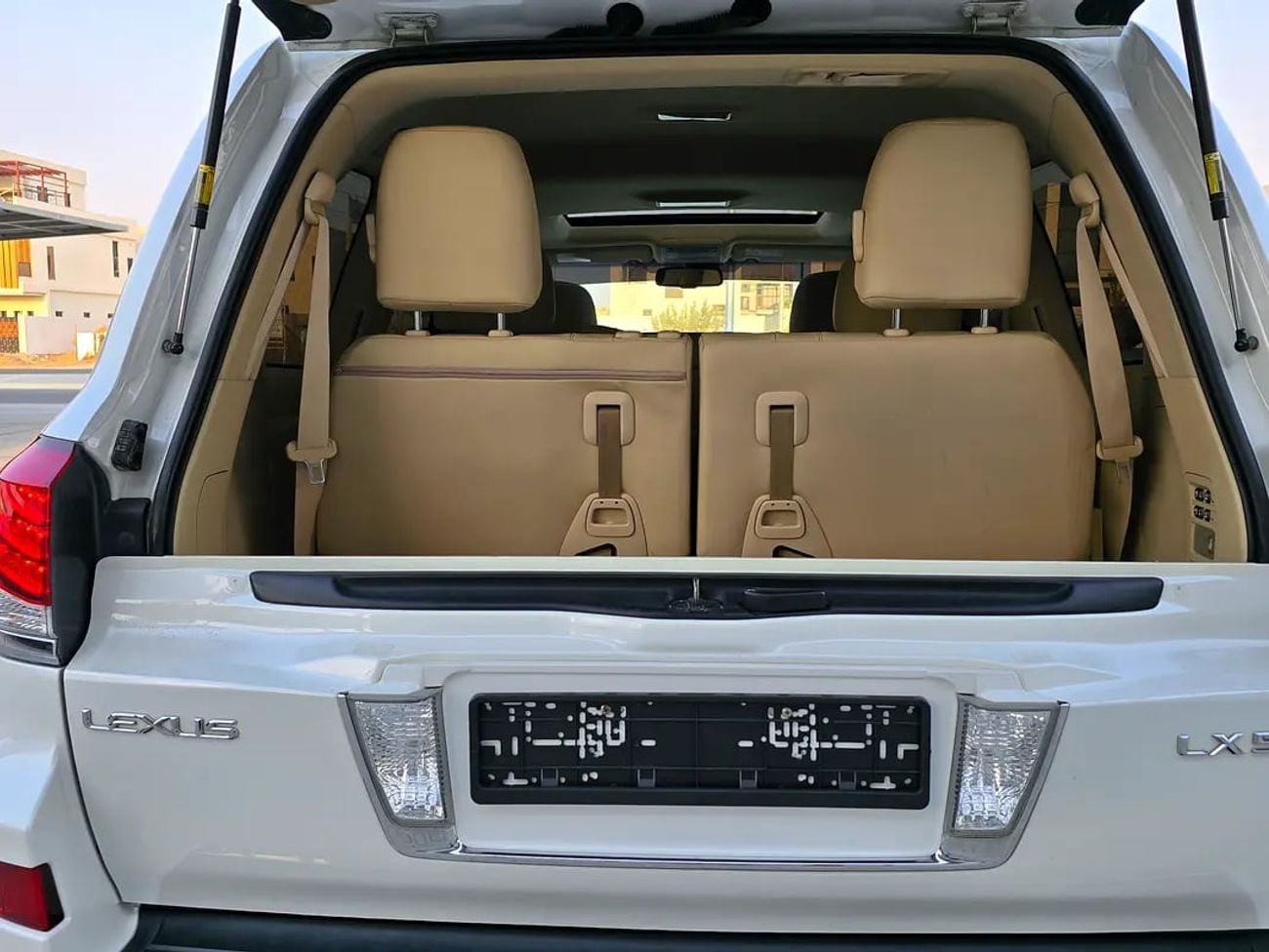 Lexus LX570 TITANIUM LX570 GCC