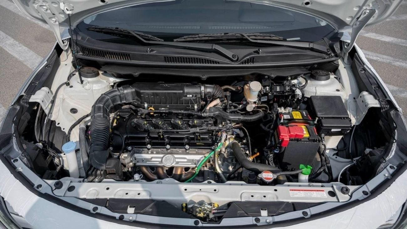 تويوتا ستارلت STD (LHD) TOYOTA STARLET 1.5P AT MY2023 - SILVER