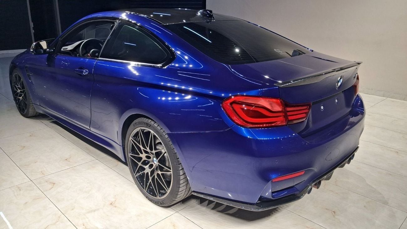 BMW M4 3.0T Competition M xDrive 3.0L