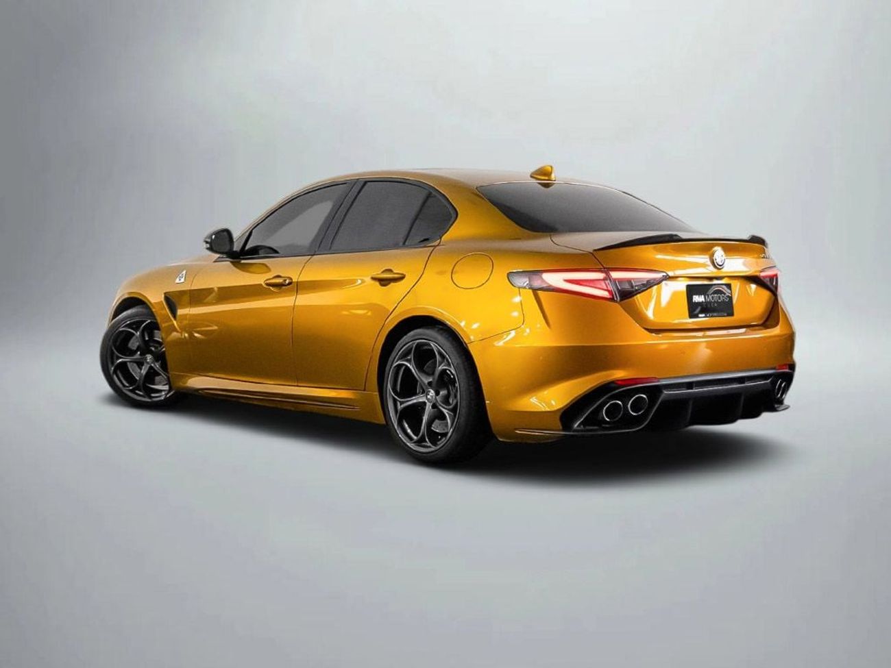 Alfa Romeo Giulia 2023 Alfa Romeo Giulia Quadrifoglio / Full Service History / Warranty