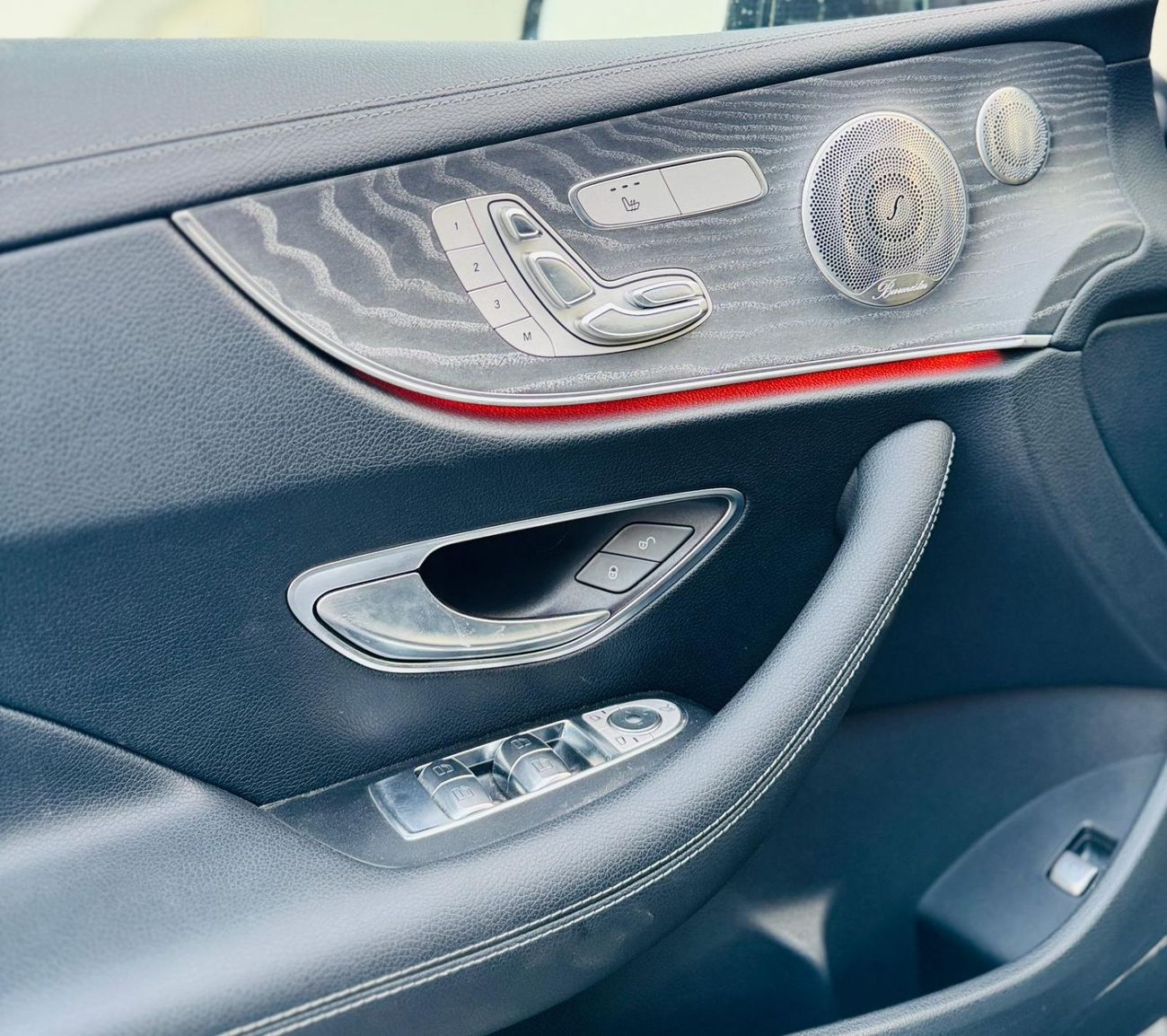 مرسيدس بنز E450 كوبيه