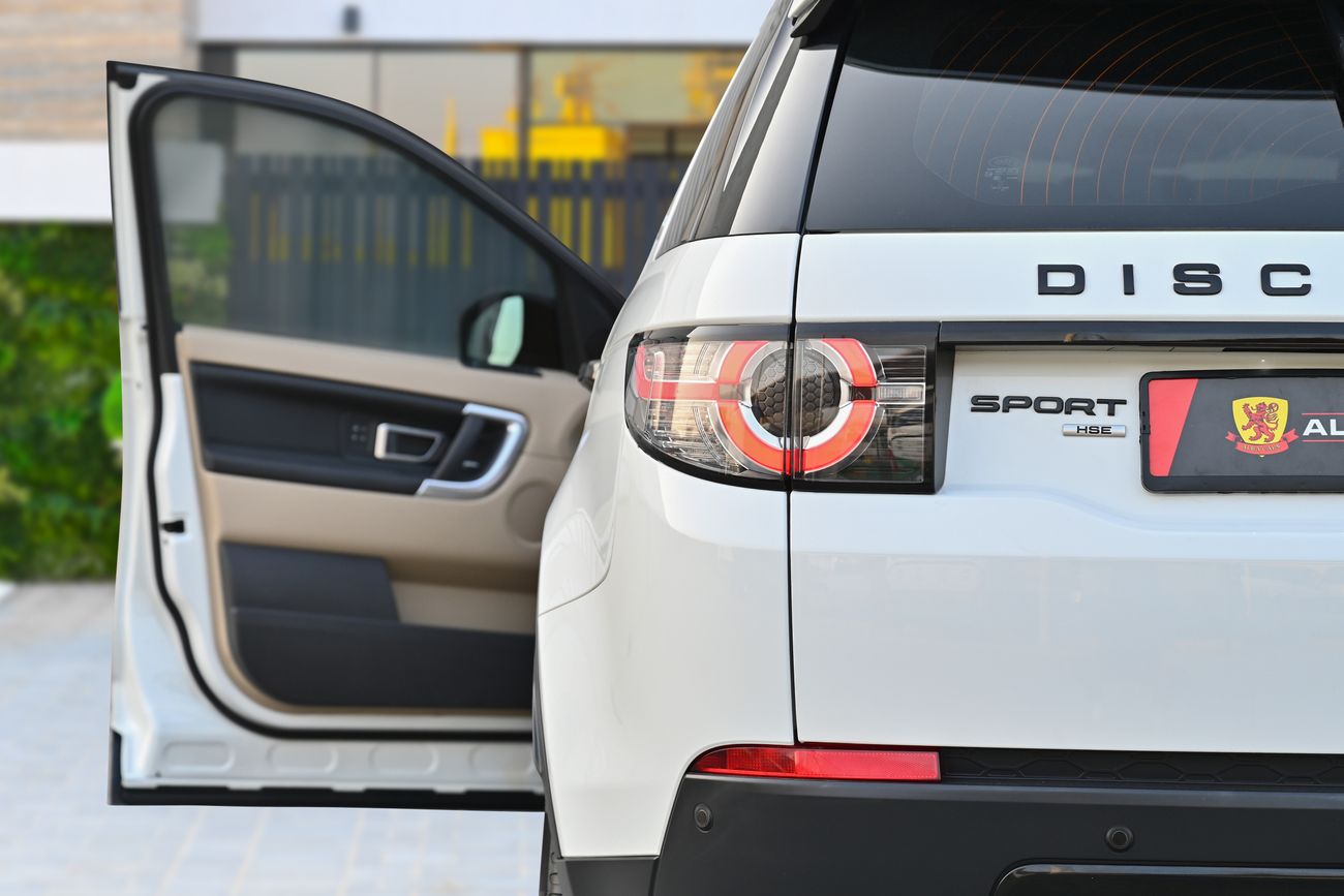 Land Rover Discovery Sport HSE Luxury | 3,033 P.M | 0% Downpayment | Magnificient Condition!