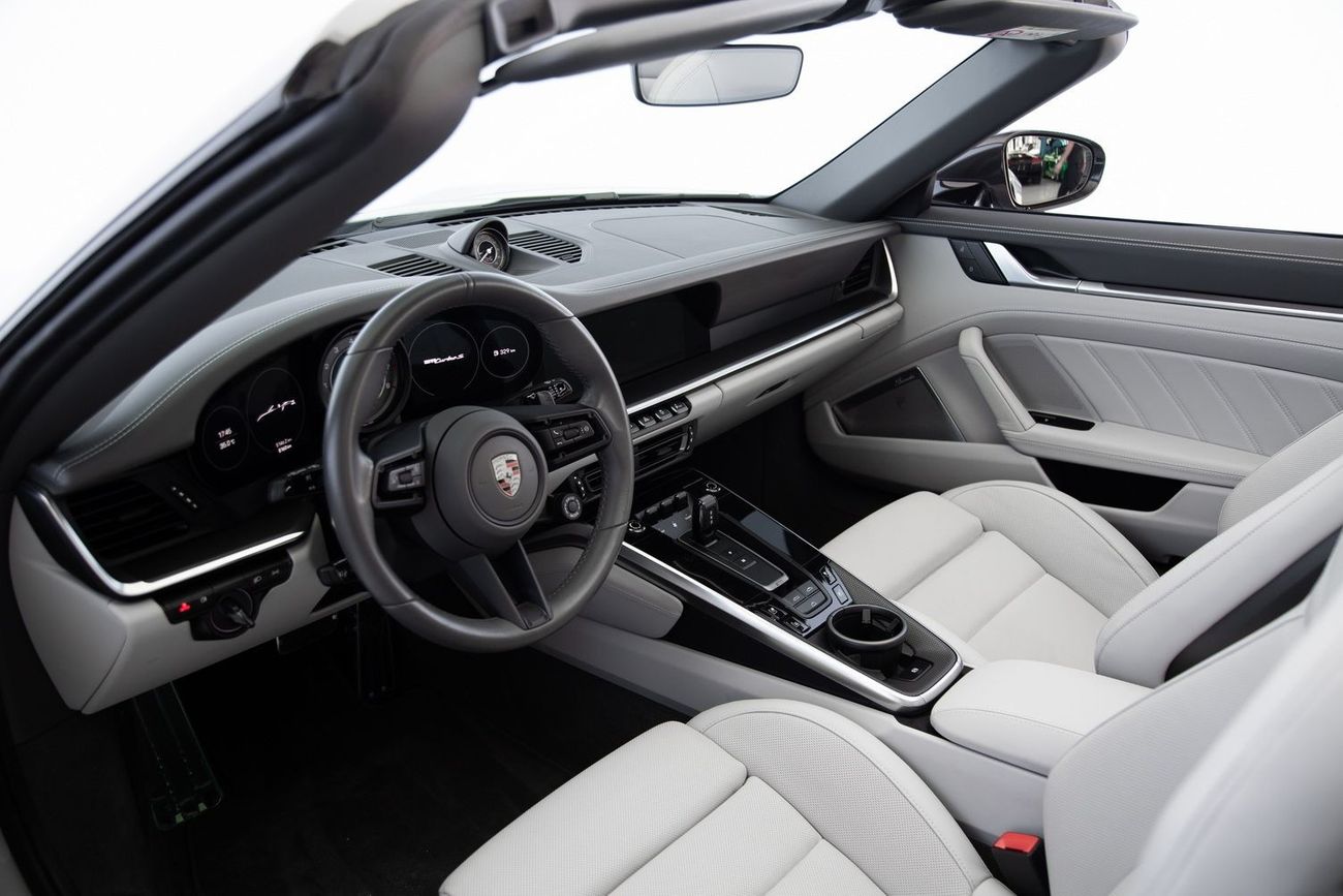 Porsche 911 WARRANTY JAN 2025