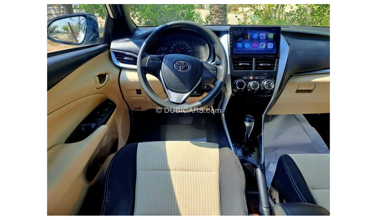 تويوتا يارس SE