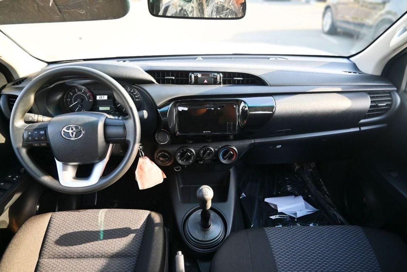 تويوتا هيلوكس تويوتا هايلكس دي ال اكس 2024 4WD 2.4 L Diesel