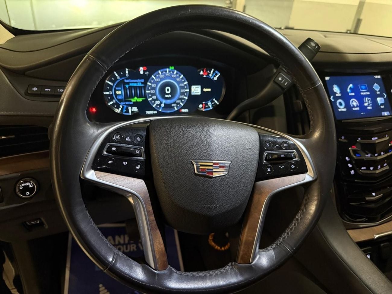 كاديلاك إسكالاد ESV 6.2L