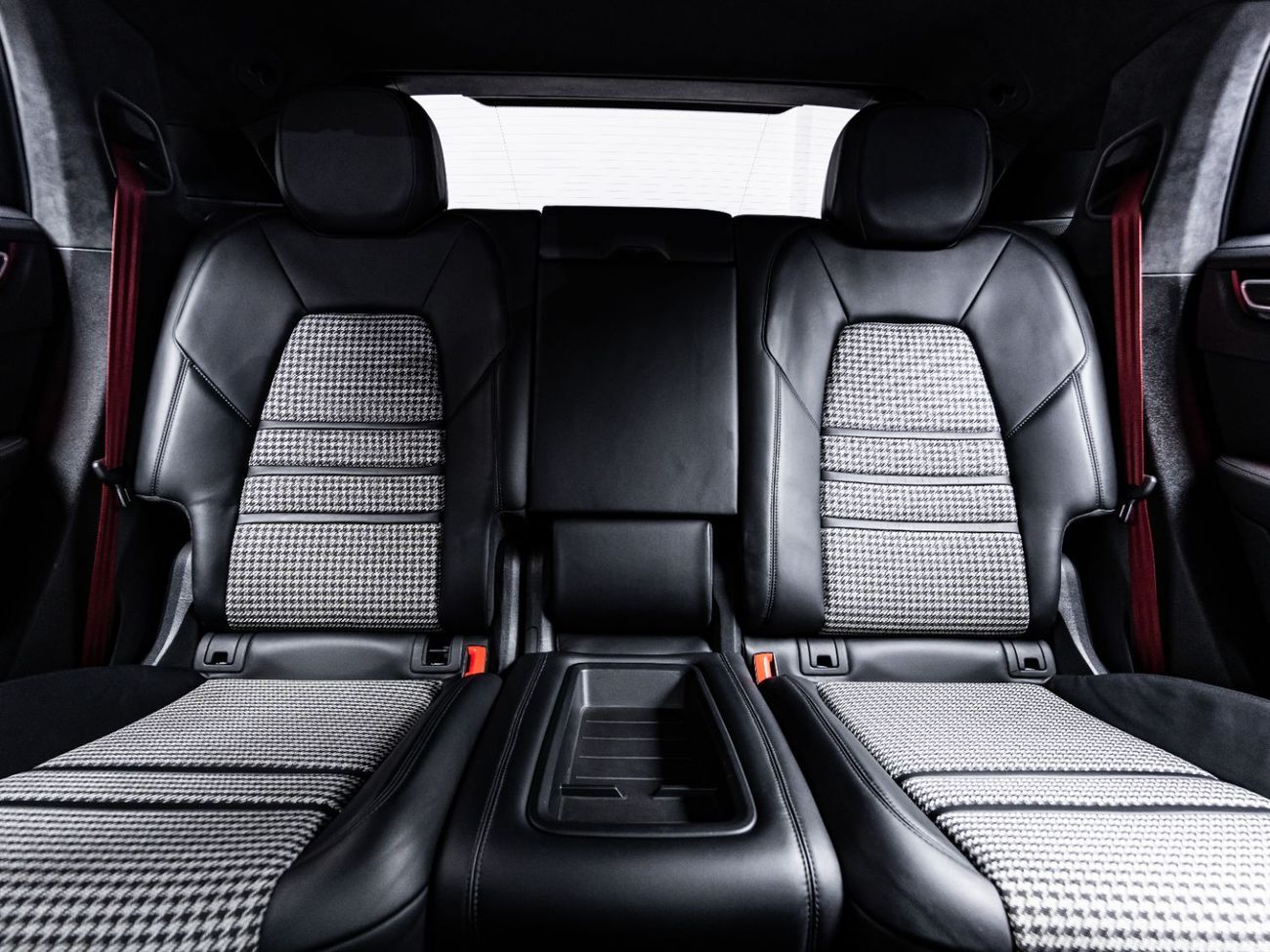 Porsche Cayenne GTS 4.0L (460 HP) 2021 Porsche Cayenne GTS Coupe, 2026 Porsche Warranty, Lightweight Package, Full S