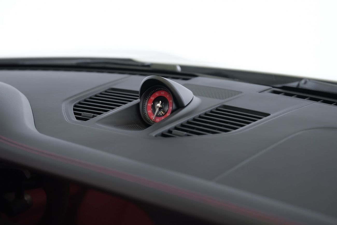 Porsche 911 Carrera 4 3.0L (444 HP) Convertible