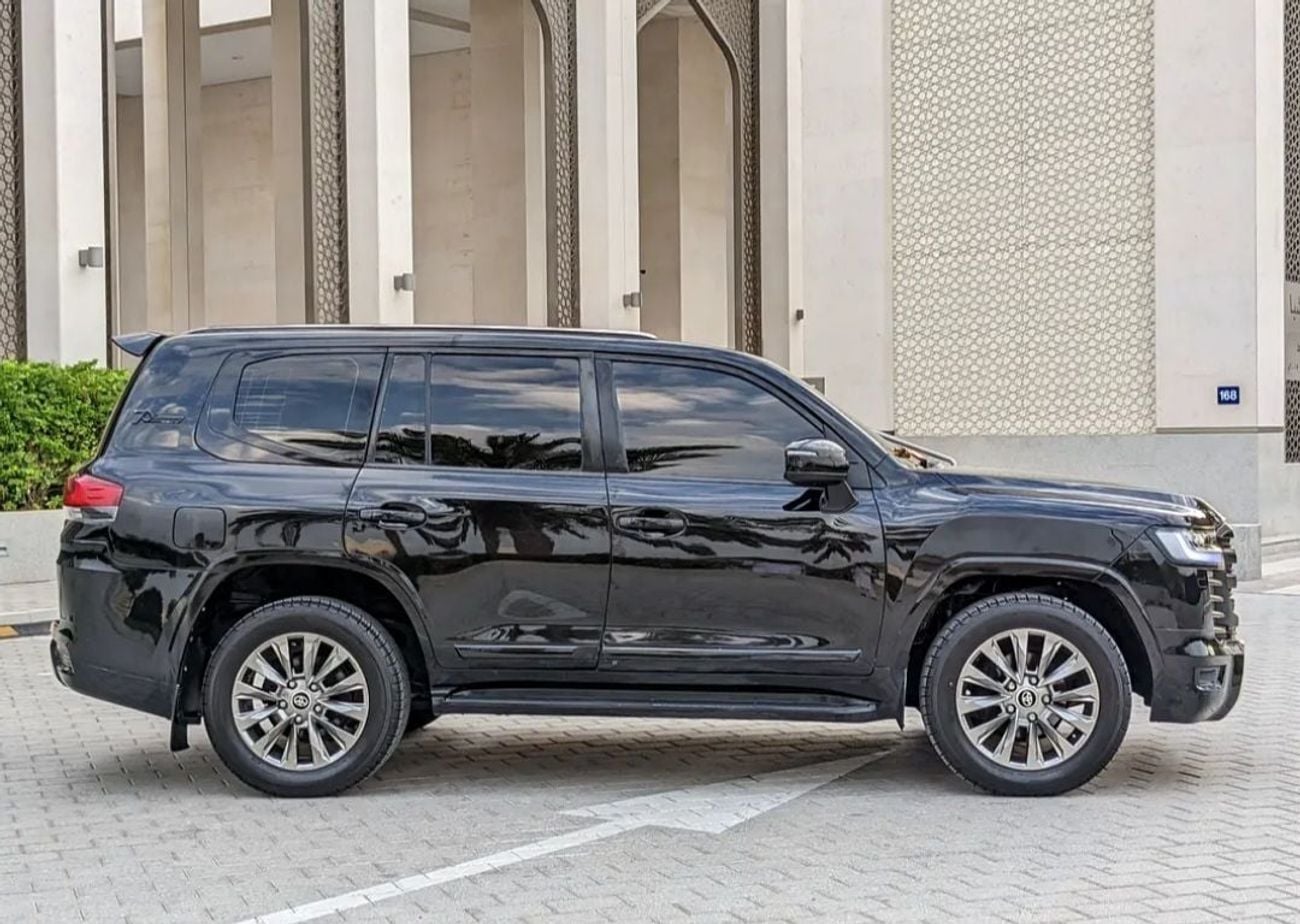 Toyota Land Cruiser GXR Toyota landcruise 2009 Model Facelifted 2025 GXR 4.0L V6 petrol Engine Colour Black push start Trans