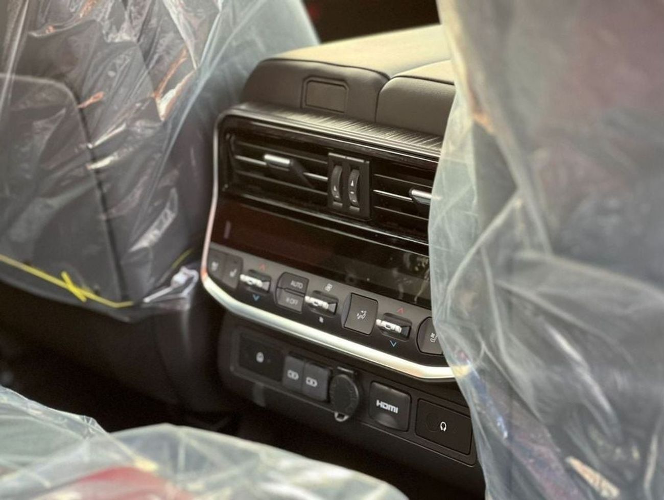 Toyota Land Cruiser TOYOTA LAND CRUISER VXR  (300 SERIES) 3.5 L 4WD