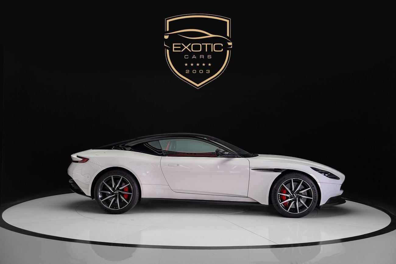 Aston Martin DB11 VOLANTE Std 4.0L