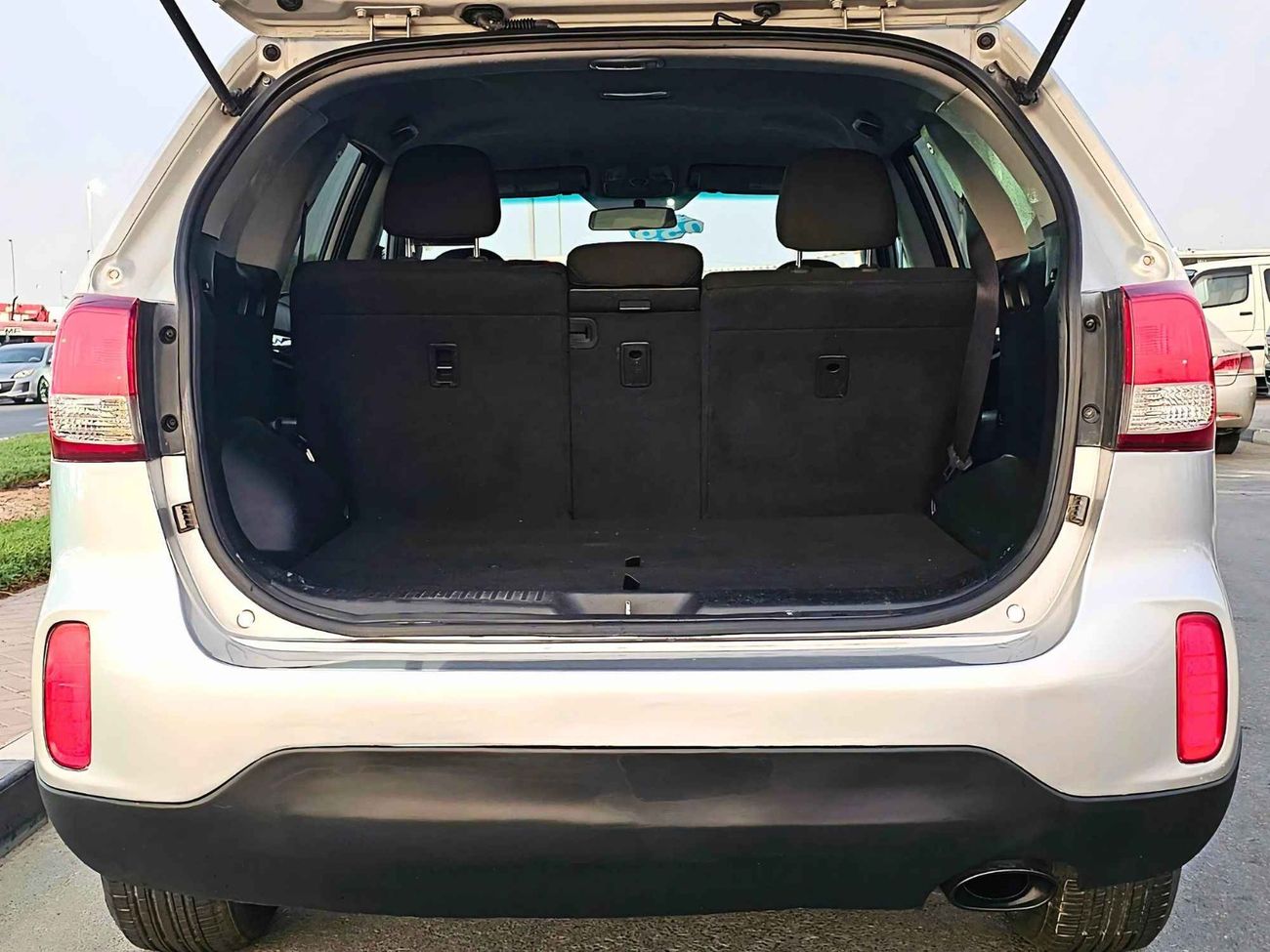 Kia Sorento LX/ MID OPT / EXPORT ONLY / LOT#82199