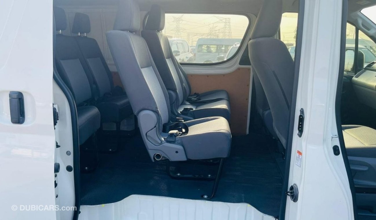 تويوتا هاياس 2019 [Right Hand Drive] 12 Seats Automatic Diesel 2.8CC Premium Condition Extra Keys