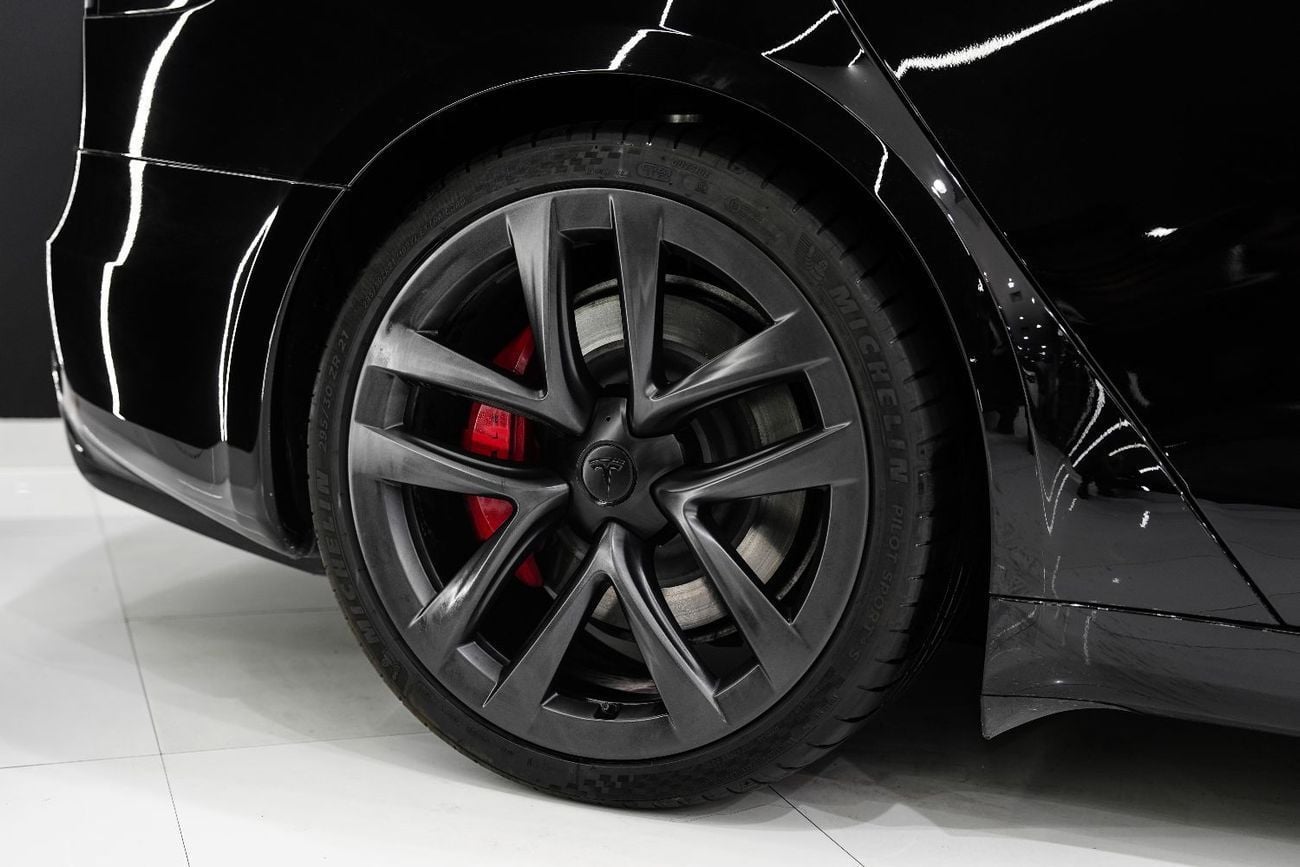 تسلا Model S Plaid (AWD) Carbon Fiber Interior | 1,020 HP | Dealer Warranty!!