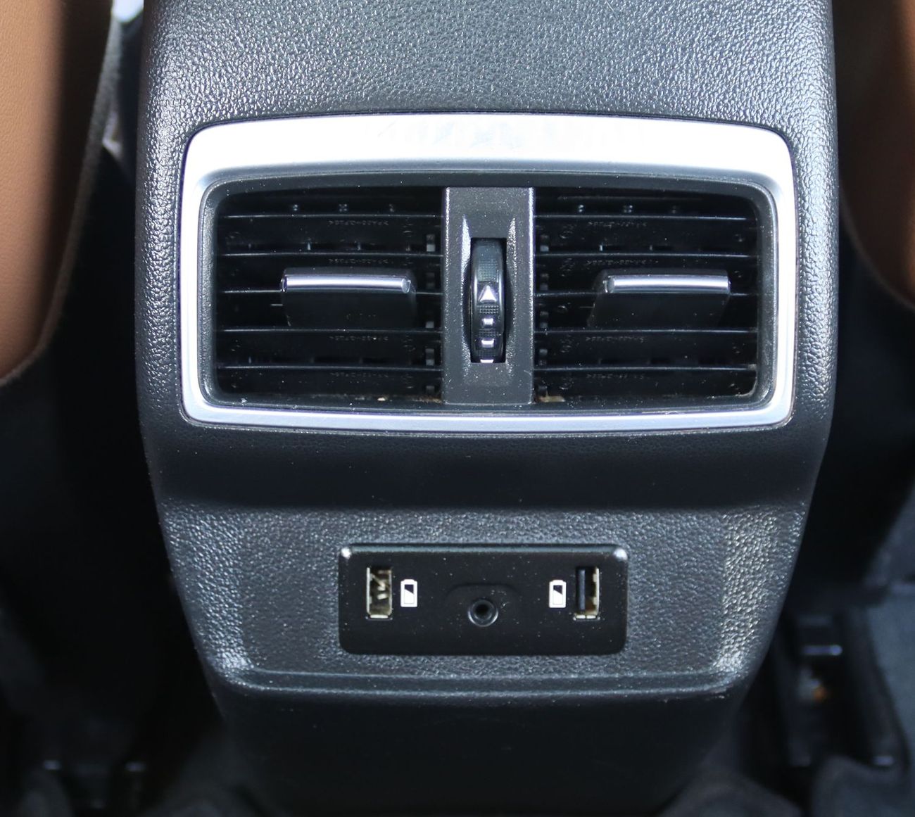 رينو كوليوس رينو كوليوس-2022- خليجى- فل أوبشن - بمحرك 2.5 -4WD - ممش قليل -بحاله ممتازه