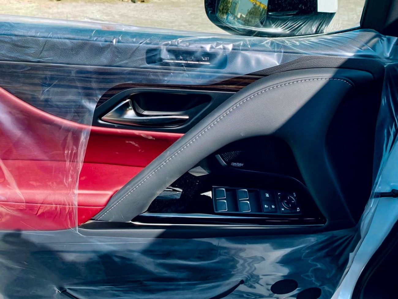 Lexus LX 600 LEXUS LX600 URBAN 3.5TT PETROL 2025 MODEL GCC