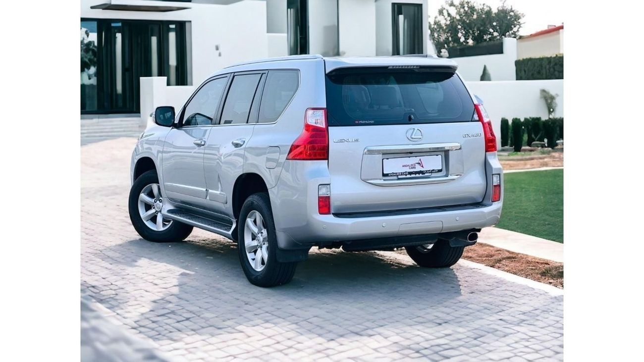 لكزس GX 460 LEXUS GX460 PLATINUM 4.6L V8 4X4 | GCC | BEAUTIFUL INTERIOR | FULL OPTION I FSH