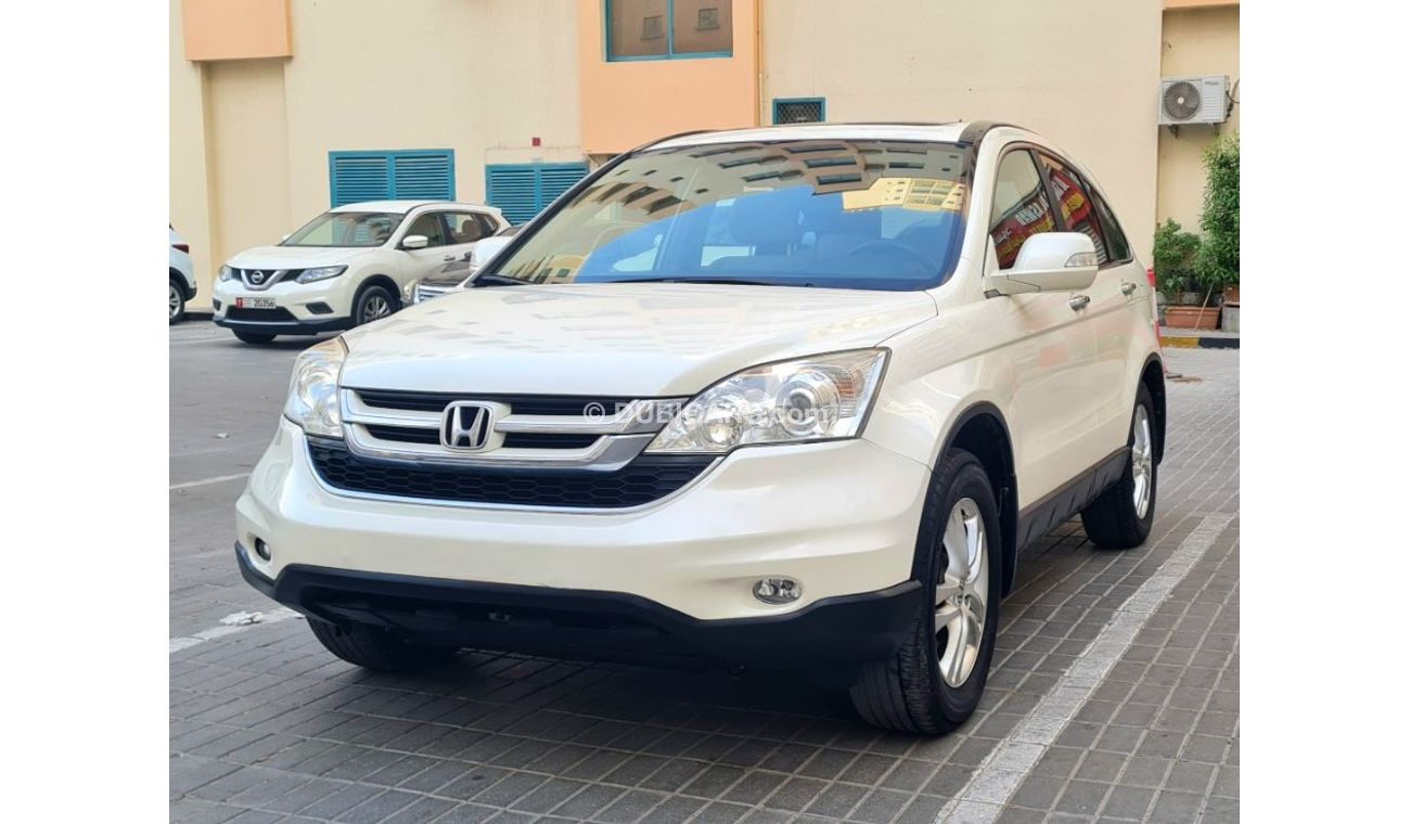 Honda CRV HONDA CRV GCC 2011 WITH SUNROOF