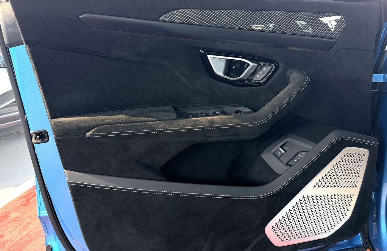 Lamborghini Urus Performante Carbon fiber Exterior 2024