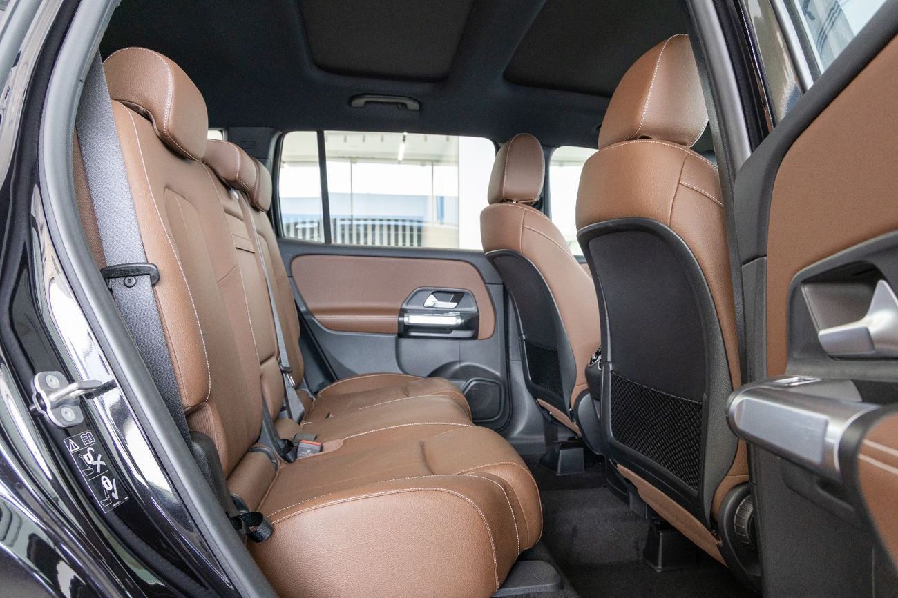 مرسيدس بنز GLB 200 Mercedes-Benz GLB200 Dynamic - 2025