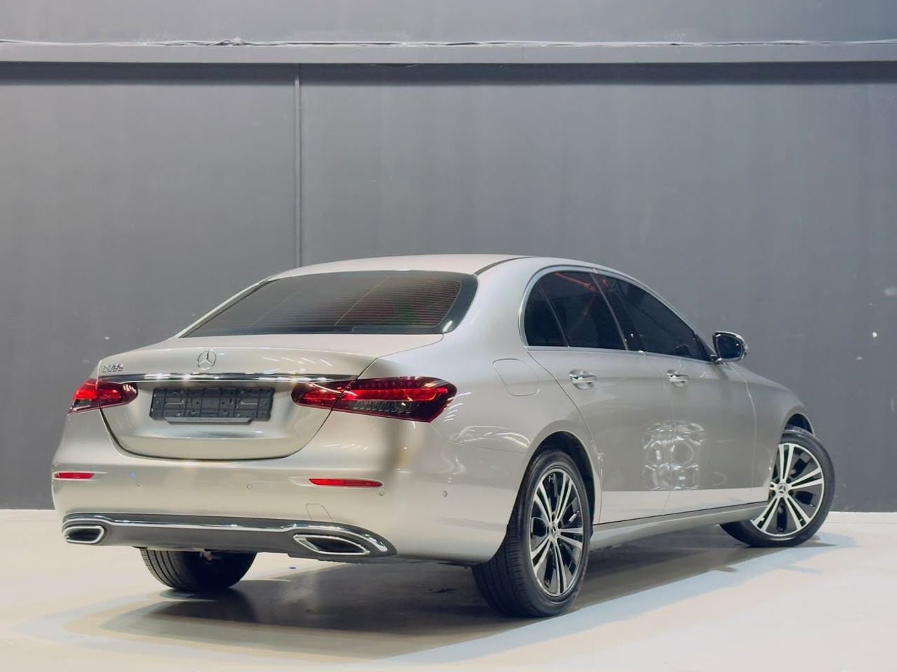 مرسيدس بنز E 250 ستاندارد