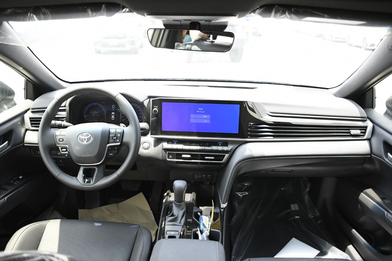 Toyota Camry 2.5L GLE Petrol GCC Black inside Black