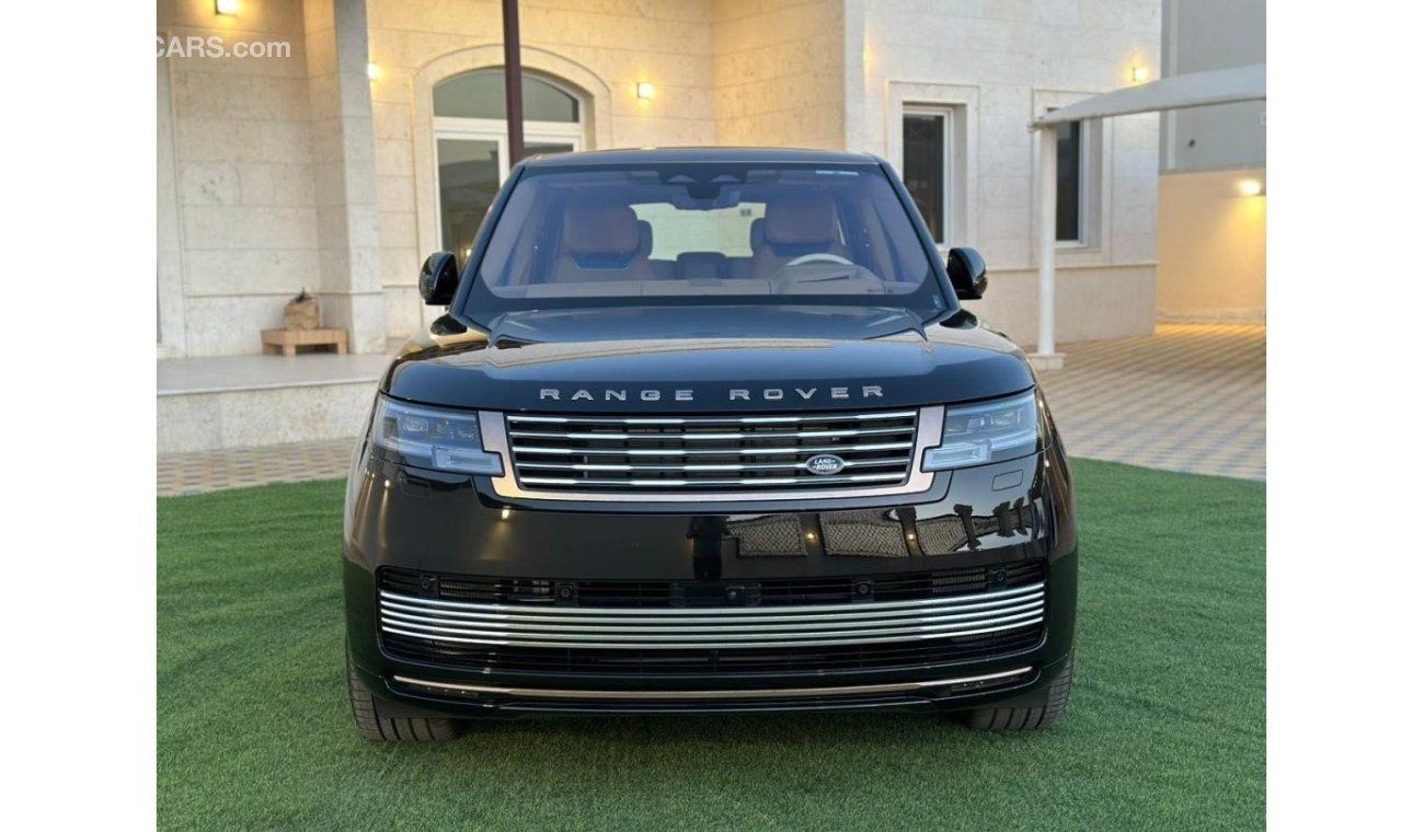 Land Rover Range Rover GCC SPEC UNDER WARRANTY AND SERVICE CONTRACT