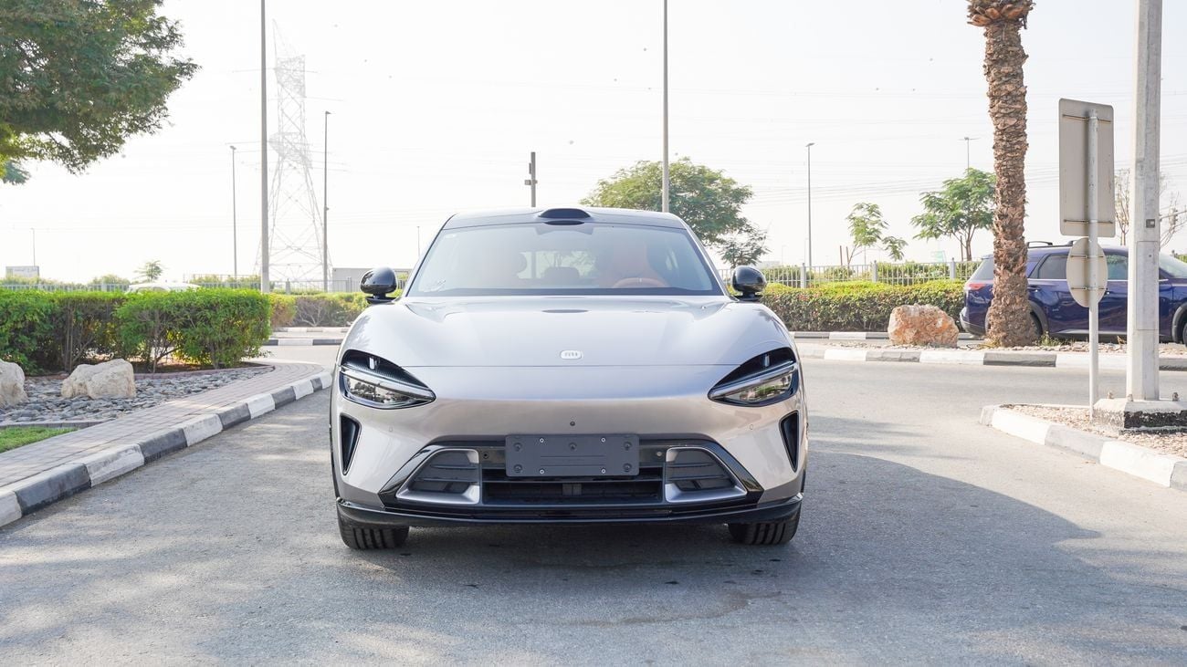 شاومى YU7 شاومى واى يو 7 موديل 2025 زيرو الترا لونج رينج دفع رباعى