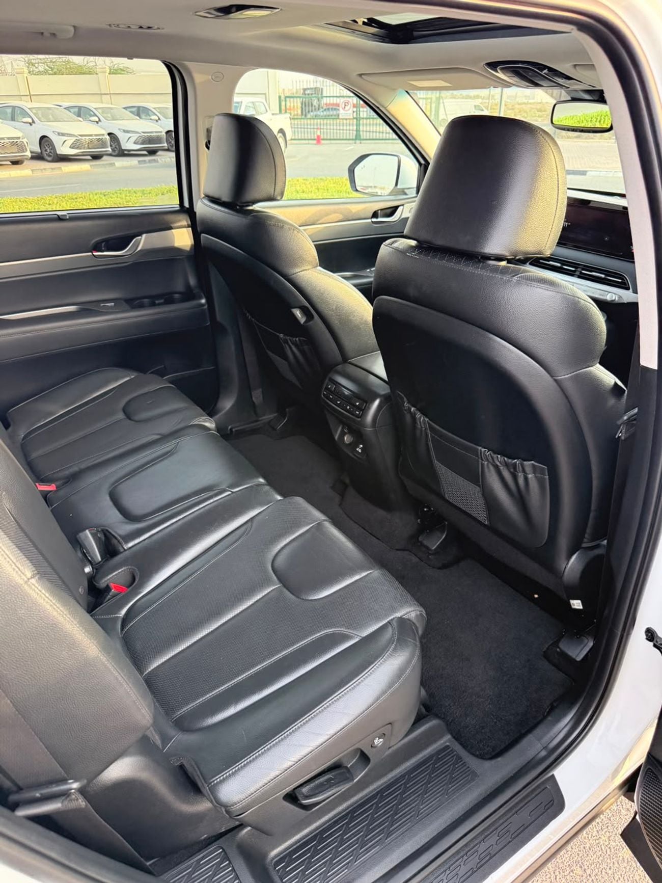 هيونداي باليساد Sunroof, leather seats 2022