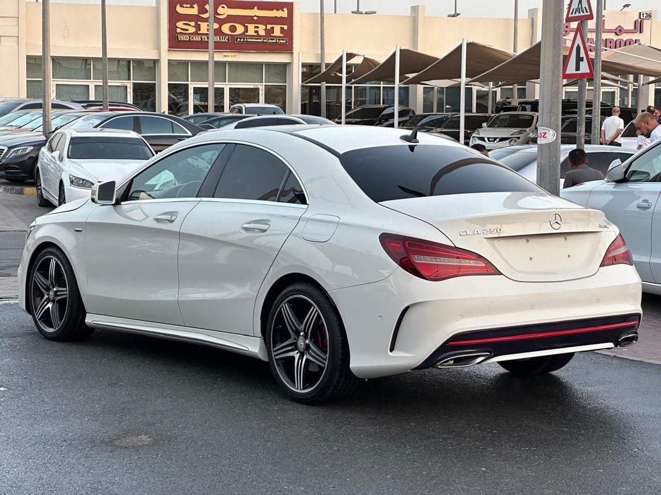 Mercedes Benz CLA250 Sport 45 Mercedes CLA 250_Gcc_2018_Excellent_Condition _Full option