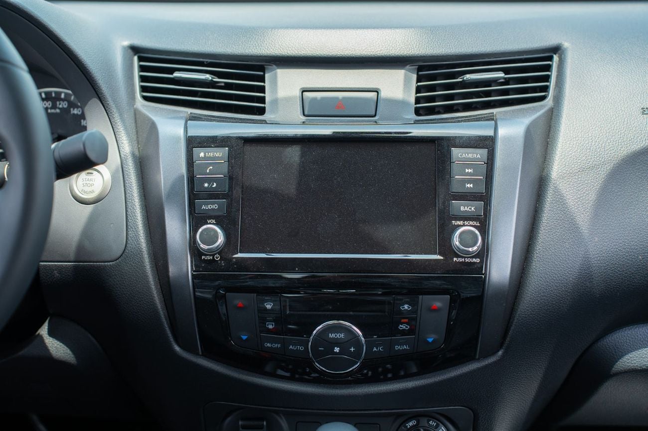 Nissan Navara PRO-4X Off-Road | 2.5L Diesel 4WD A/T (Only For Export)