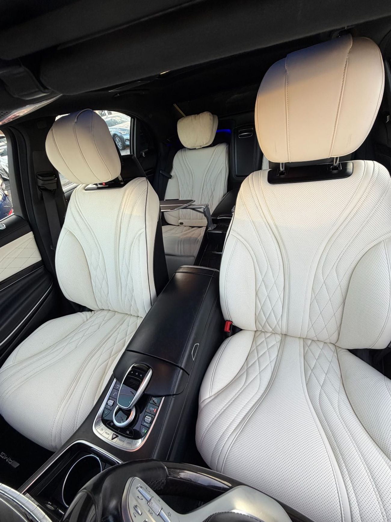 مرسيدس بنز S 560 Exclusive Edition 4.0L