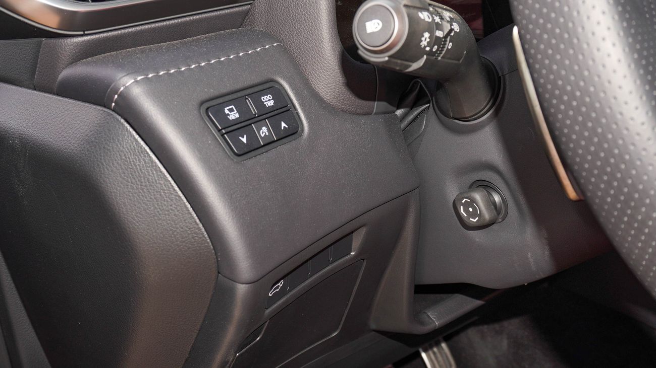 Lexus LX 600 FSport 3.5L V6. 5 Seater